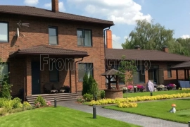 Дом 382 м² на участке 13 сот.