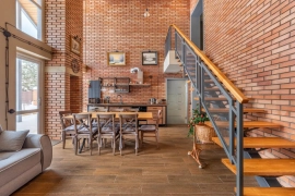 Продается 2-этажный дом, 200 м²

